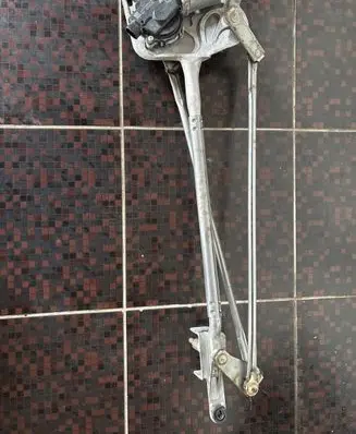 Chevrolet Corvette C7 Front wiper linkage and motor 22756324