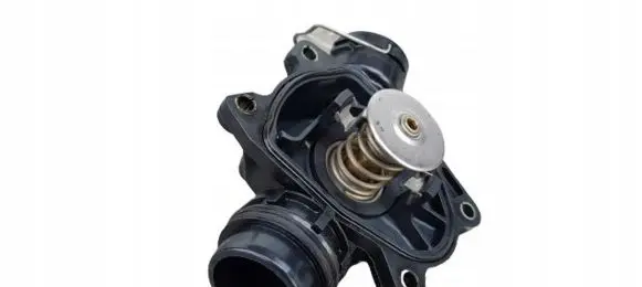BMW 5 E39 Thermostat housing 8MT