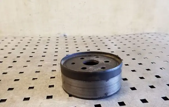 Land Rover Discovery 3 - LR3 Water pump pulley 4R8Q8509AC