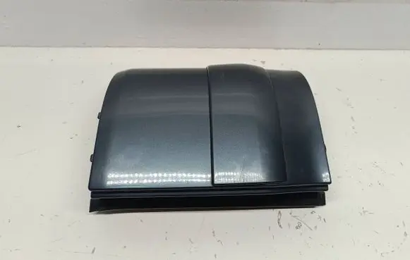 Rear bumper corner part panel trim
