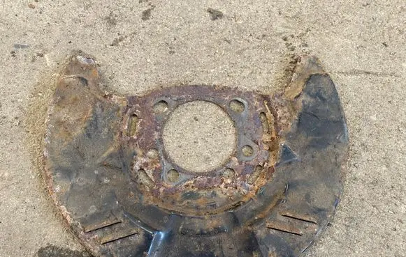 Subaru Legacy Front brake disc dust cover plate 26290AG02A 26290AG