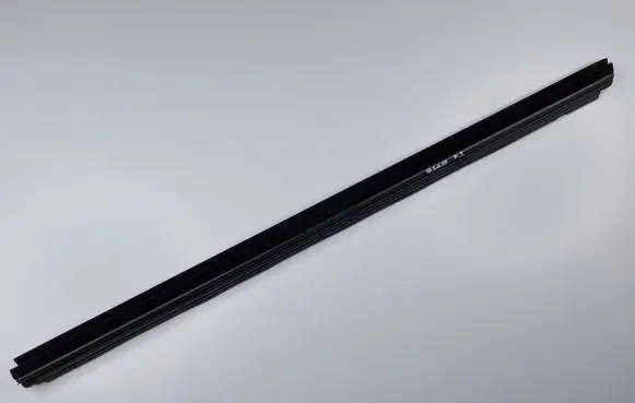 Mercedes-Benz GLS X167 Rubber seal front door window/glass A1677251700 A1677251800
