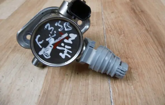 KIA Stinger Fuel injection high pressure pump 353203L000
