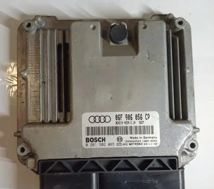Audi A3 S3 8P Engine control unit/module 06F906056CP 0261S02065