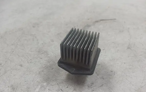 Mitsubishi Lancer X Heater blower motor/fan resistor 