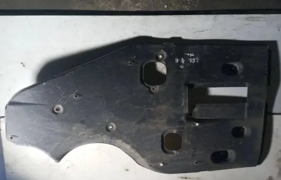 Lexus IS 220D-250-350 Engine splash shield/under tray 5839953010