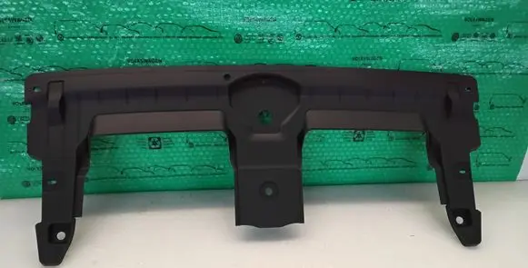 Radiator trim