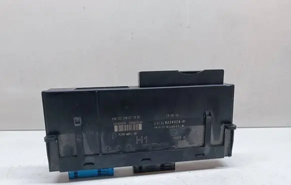 BMW 3 E90 E91 Comfort/convenience module 9226328 61359226328