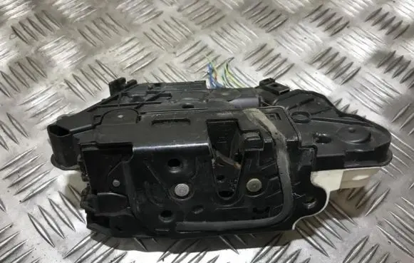 Seat Ibiza IV (6J,6P) Front door lock 26a5n2837016e 26a-5n2837016e