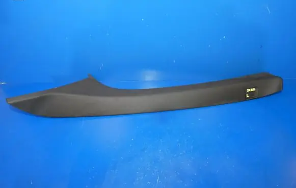 Volvo XC60 (A) pillar trim