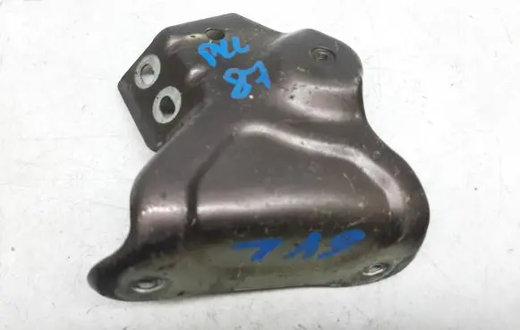 Skoda Fabia Mk3 (NJ) Fender mounting bracket 6V0821141