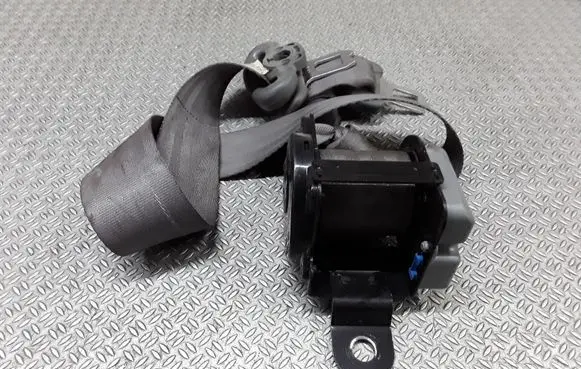 Chevrolet Kalos Middle seatbelt (rear) 