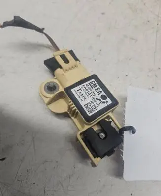 Opel Astra H Airbag deployment crash/impact sensor 13251078
