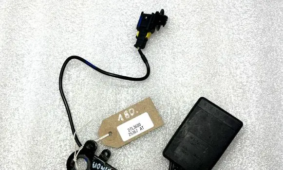 Citroen C4 I Picasso Rear seatbelt buckle 9681543677 8974YA