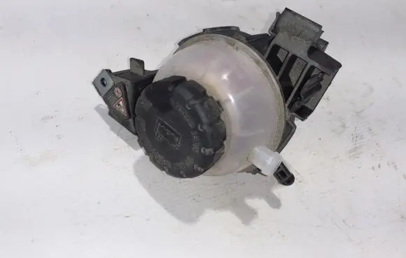 Mercedes-Benz EQC Coolant expansion tank/reservoir A2225000549