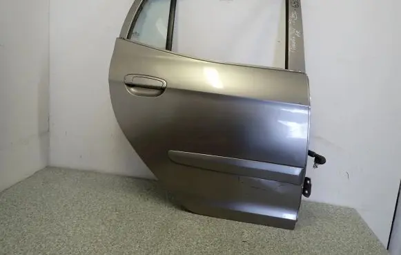 KIA Picanto Rear door