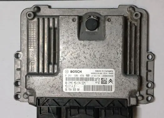 Peugeot 308 Engine control unit/module 9678495980 0261S06494 MEV1742