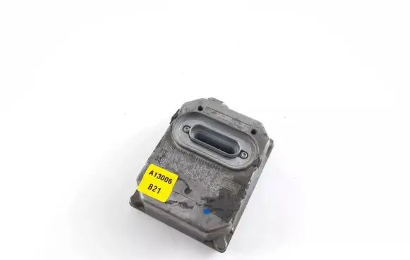 Mercedes-Benz S W220 Headlight ballast module Xenon 1307329052 0285020062 285020062