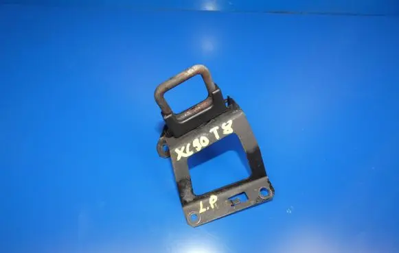 Volvo XC90 Engine bonnet (hood) release handle 31352886