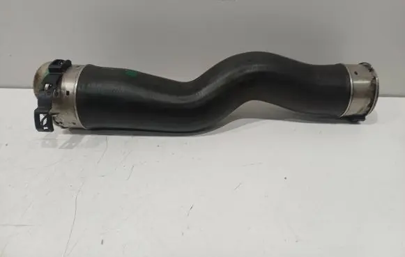 BMW 5 F10 F11 Intercooler hose/pipe 7810614