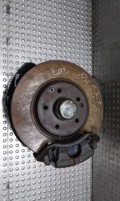 Mercedes-Benz C W203 Front wheel hub spindle knuckle 20900