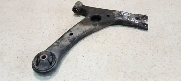 Toyota Corolla Verso AR10 Front lower control arm/wishbone