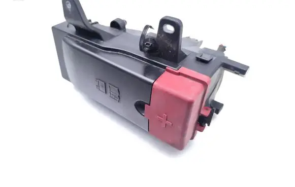 Jaguar XE Fuse module GX7314A076AA