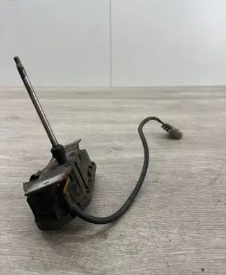 Headlight wiper motor