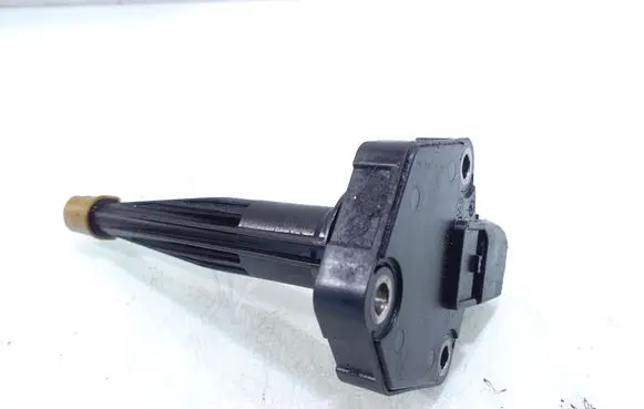 BMW 5 F10 F11 Oil level sensor 8608781