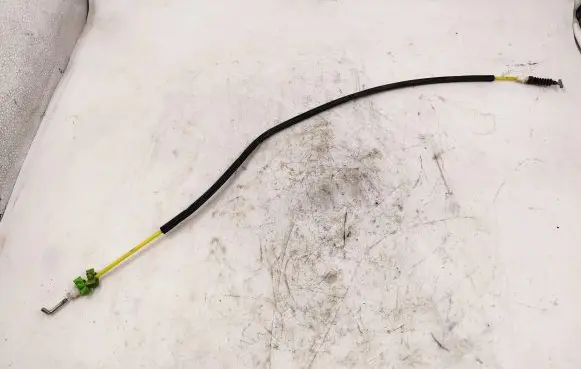 Audi A4 S4 B5 8D Front door cable line 