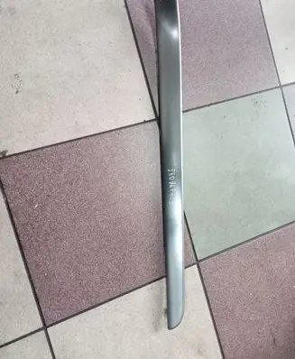 Audi A4 S4 B7 8E 8H Front door trim bar 8E0867409