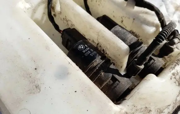 Windscreen/windshield washer pump