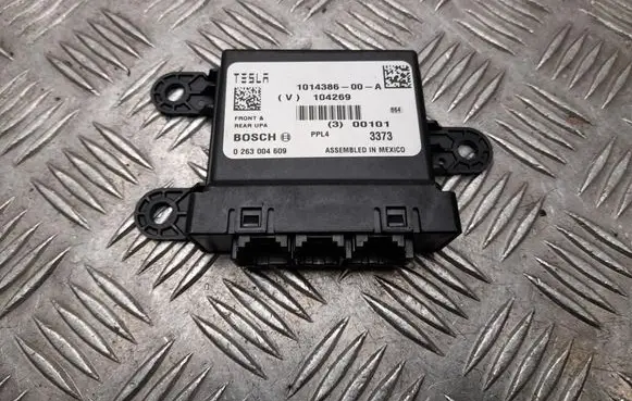 Tesla Model S Parking PDC control unit/module 101438600A