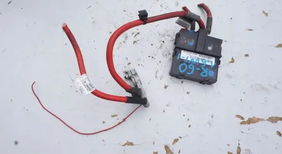 Mini Cooper Countryman R60 Positive cable (battery) 9135725