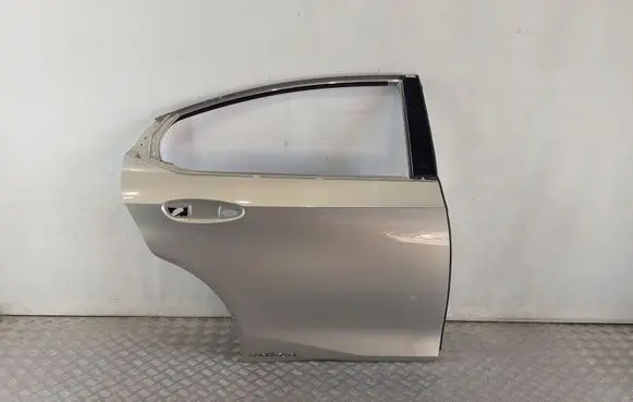 Lexus ES VII XZ10 Rear door 6700333300 6700333301