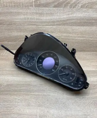 Mercedes-Benz E W211 Speedometer (instrument cluster) A2115405911 110080250