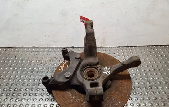 Renault Logan I Front wheel hub spindle knuckle S25056329 6001548237