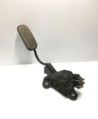 Toyota Hilux (AN10, AN20, AN30) Accelerator throttle pedal 781200K010 VN1988003140