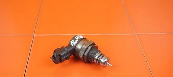 Peugeot 508 RXH Fuel pressure sensor 9679002980 4HL