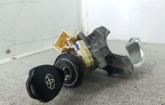 Toyota Corolla E140 E150 Ignition lock 