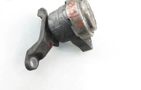 Ford Mondeo MK IV Engine mount vacuum valve 