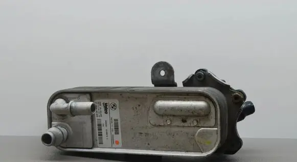 Engine oil radiator