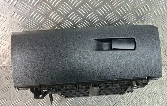 BMW X2 F39 Glove box 9357671