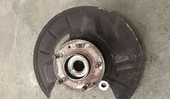 Opel Insignia B Front wheel hub spindle knuckle