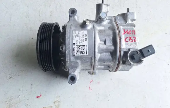 Volkswagen Scirocco Air conditioning (A/C) compressor (pump) 5K0820803C 1722P 032494124B4