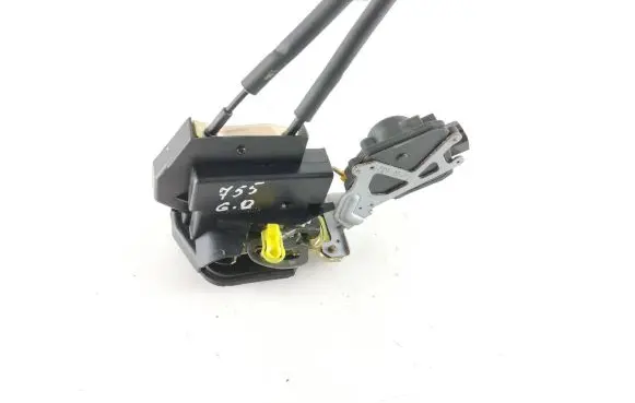 Hyundai Centennial Rear door lock