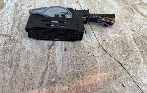 Volvo C40 Other relay 5-2209520-1 0-2209517-1