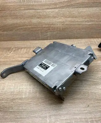 Toyota Prius (XW20) Engine control unit/module ECU 8966147120 2751005471