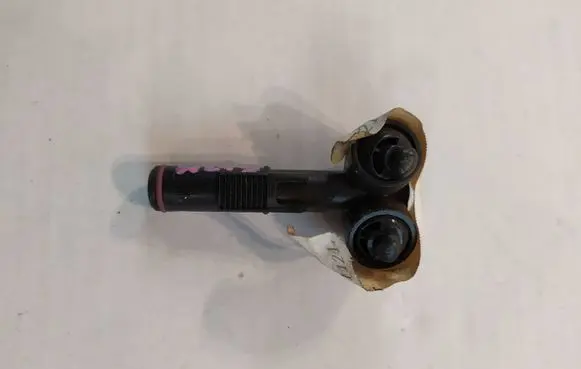 Mercedes-Benz CLS C219 Windshield washer spray nozzle a2198600547