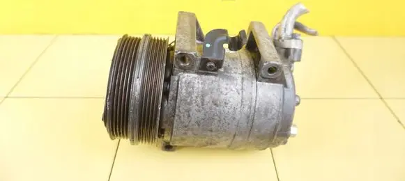 Ford Kuga I Air conditioning (A/C) compressor (pump) P31308257
